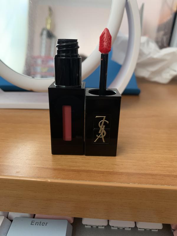 the pink is a diff shade than what i thought it would look like. much brighter like a hot pink.