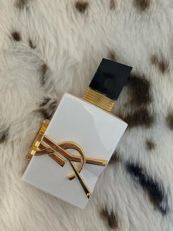 Customer carousel item 1.