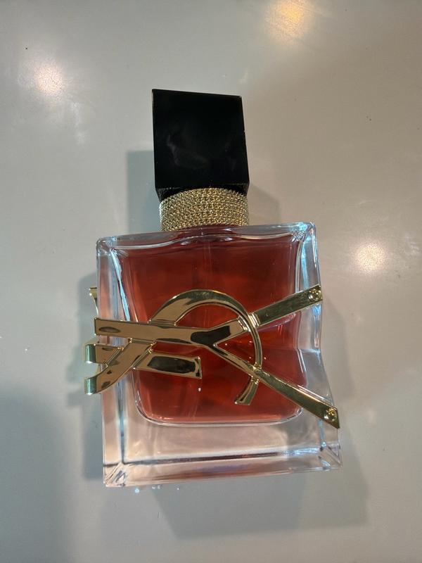 Customer carousel item 3.