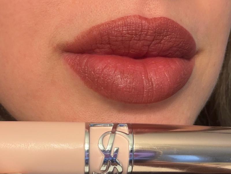 Customer carousel item 11.