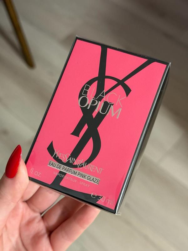 Customer photo for "A sweet, feminine and seductive fragrance with beautiful lasting power."