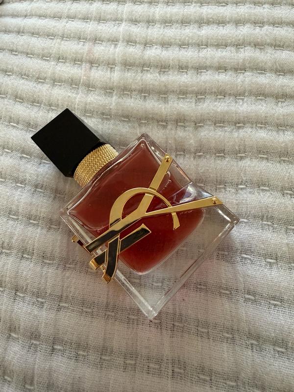 Customer carousel item 10.