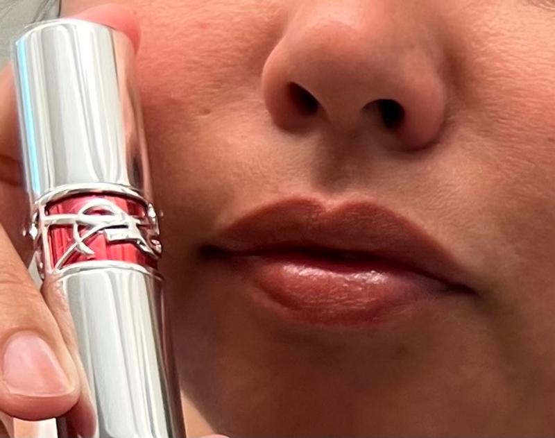 Customer carousel item 4.