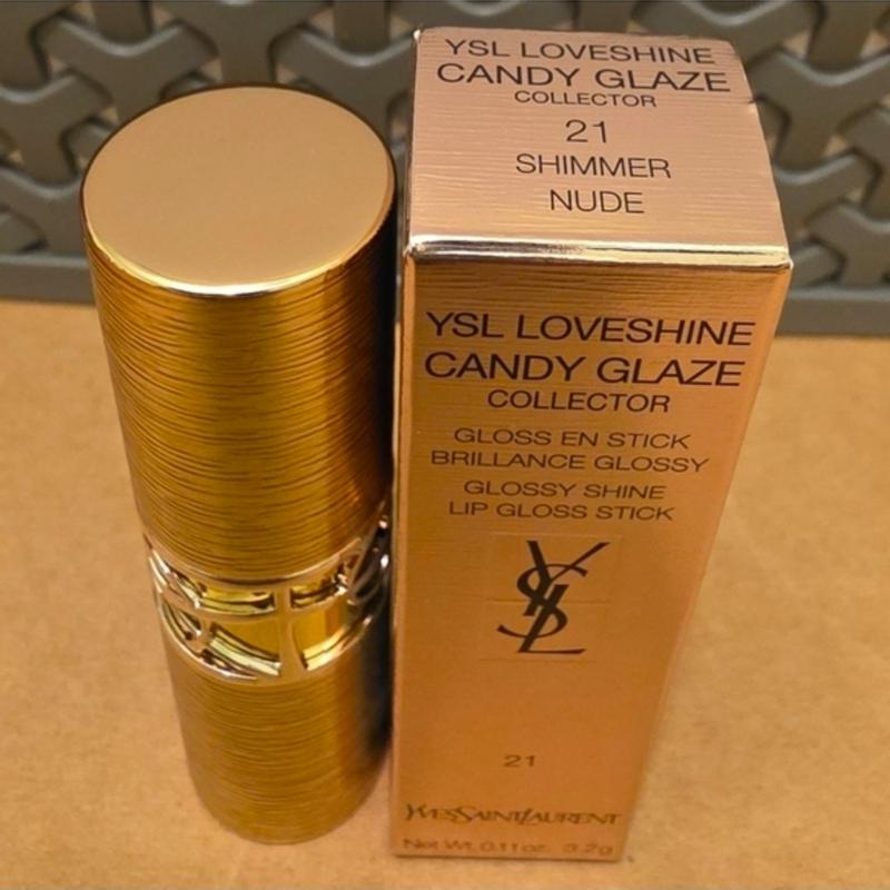 Customer carousel item 5.