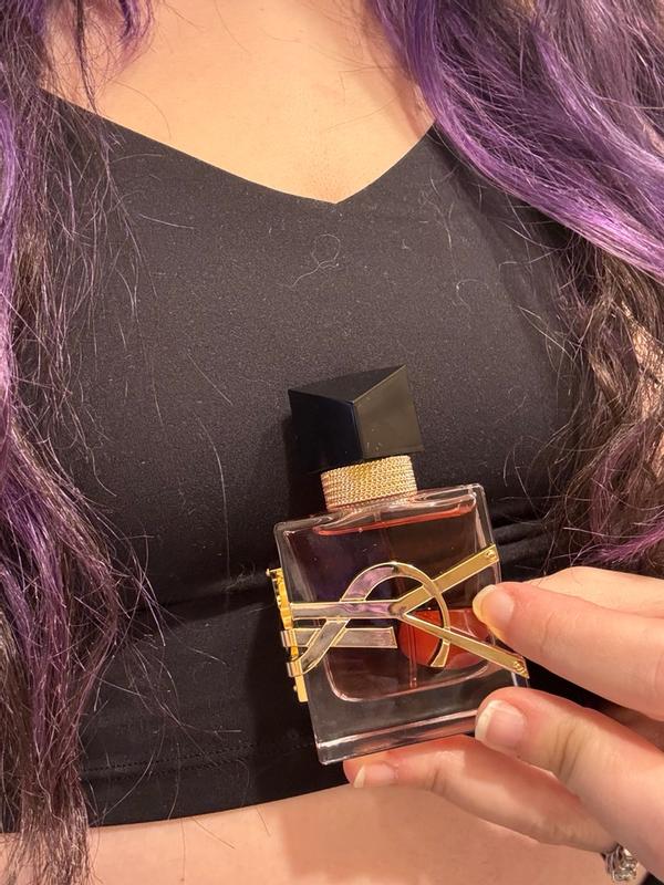 Customer carousel item 8.