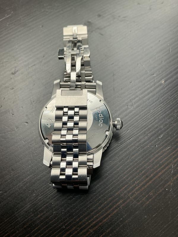 Review Thumbnail Image 0 375990575