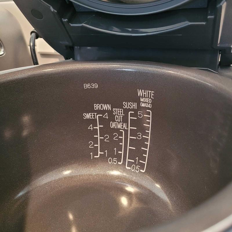 Bowl labels are highly visible.