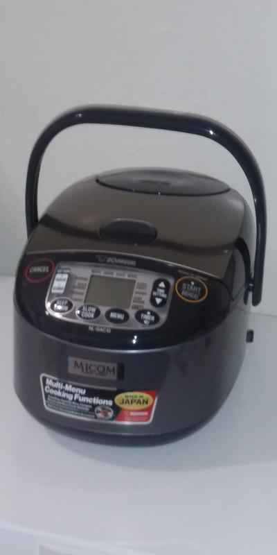 Umami® Micom Rice Cooker & Warmer NL-GAC10/18 – Zojirushi Online Store