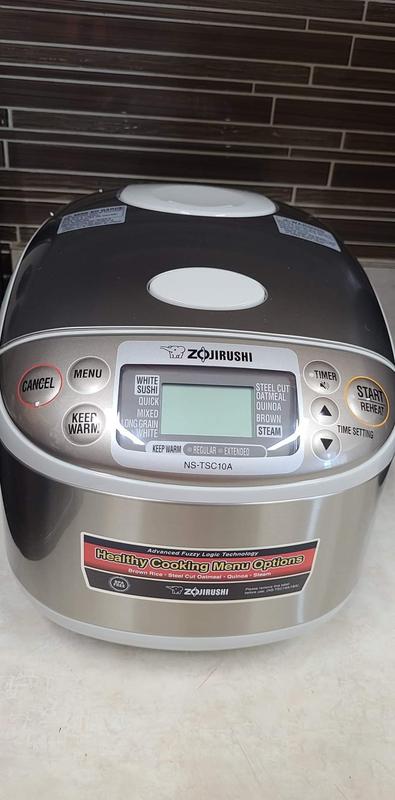 Zojirushi Rice Cooker NS-TSC10XJ + Reviews