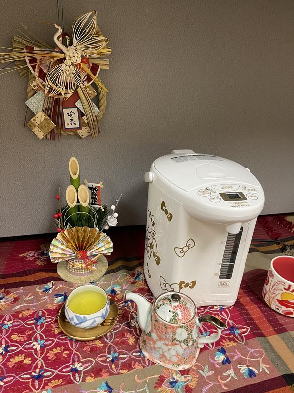 Zojirushi CD-WCC30KTWA Micom Water Boiler & Warmer, Hello Kitty Collec –  Pacific Hoods