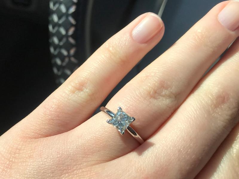 1k princess deals cut engagement ring