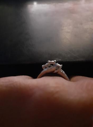 1/4 CT. T.W. Diamond Past Present Future® Bypass Engagement