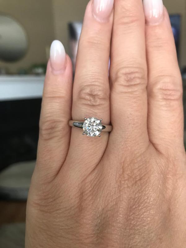 2ct round solitaire on sale diamond ring