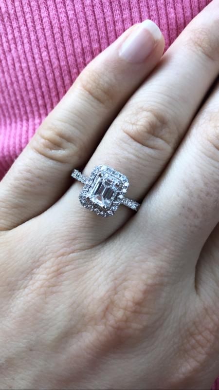 Vera wang emerald cut diamond ring sale