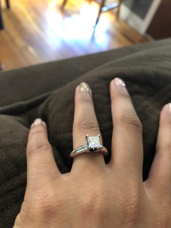 Vera wang princess discount cut engagement ring