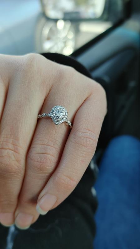 Vintage 0.50 ct Pear Shaped Diamond Halo Engagement Ring in 10K White Gold, Women's, Size: 8
