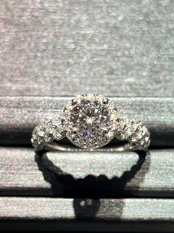 Vera Wang Love Collection 1-3/4 CT. T.W. Certified Lab Vera Wang Love Collection 1-3/4 CT. T.W. Certified Lab