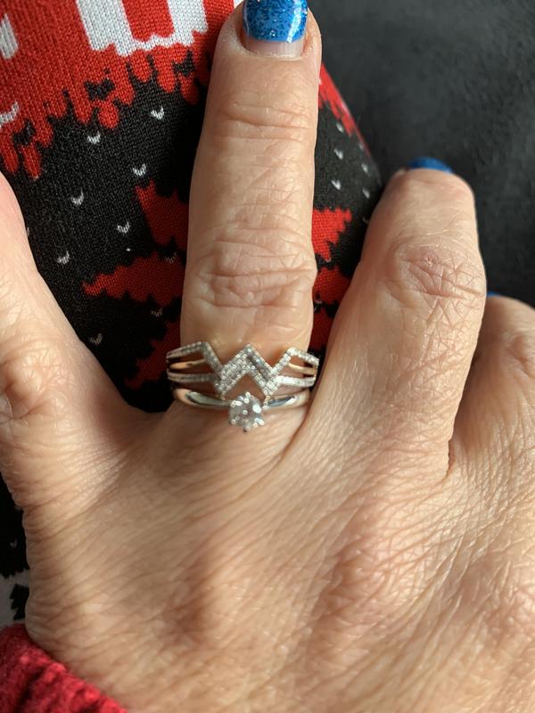 Wonder woman deals diamond ring