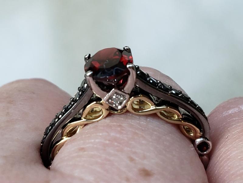 Evil queen hot sale ring zales