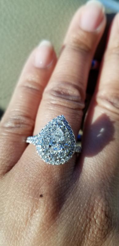 Love s Destiny by Zales 1 3 4 CT. T.W. Certified Pear Shaped