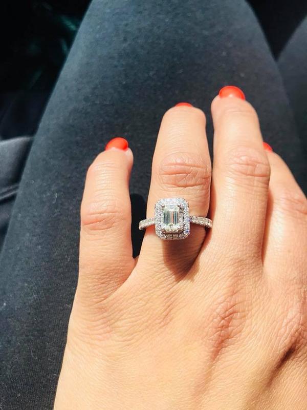 Vera wang emerald cut engagement ring sale