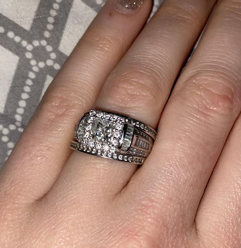 1 CT. T.W. Quad Princess-Cut Diamond Frame Engagement Ring