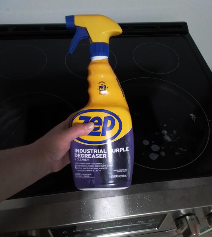 Zep Industrial Purple Cleaner and Degreaser Concentrate - 32 Ounce (Case of 4) R42310 - Easy to Rinse Formula, Size: 32 fl oz