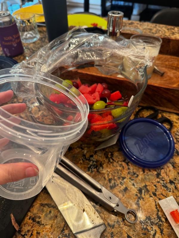 4-Cup Food Storage Container | Twist 'n Loc | Ziploc ®