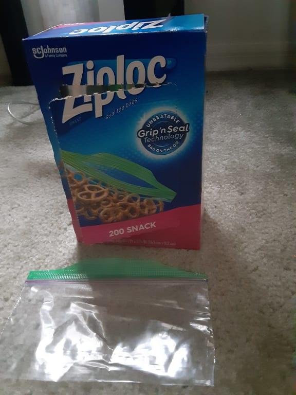 Ziploc Bags with Grip 'n Seal Technology Snack