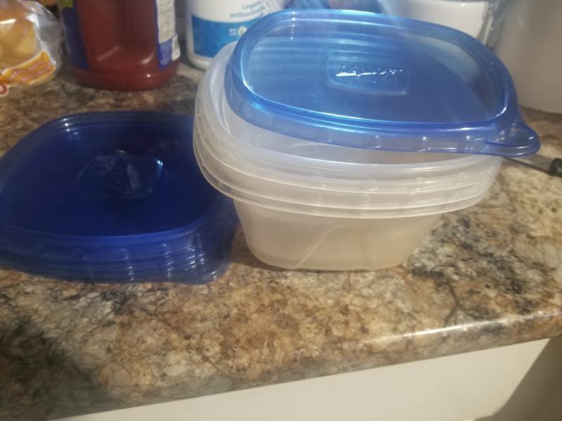 Ziploc Medium Square Plastic Food Storage Container, 1.18L, 3pk