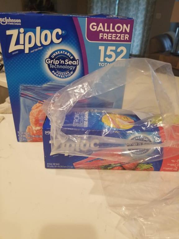 Ziploc Zipper Freezer Bags, 2 gal, 2.7 mil, 13 x 15.5, Clear, 100/Carton