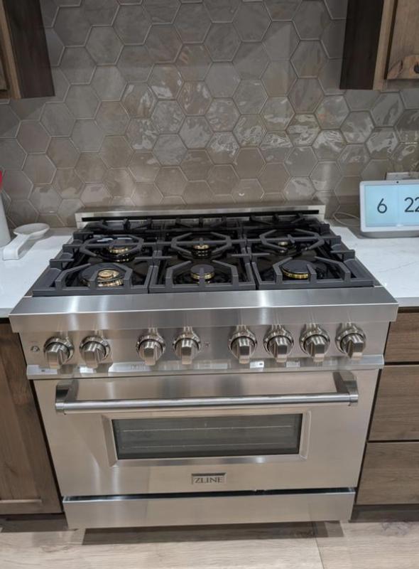 ZLINE KITCHEN & BATH Legacy 36-in Deep Recessed 6 Burners