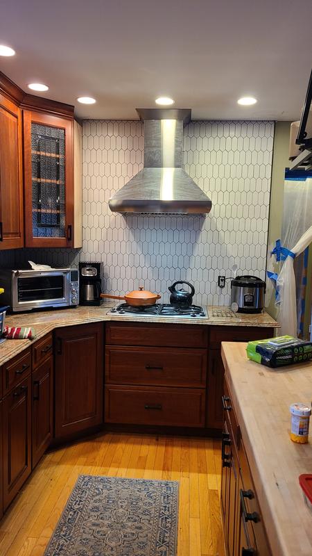 ZLINE KITCHEN & BATH 36-in Convertible 500-CFM Stainless Steel