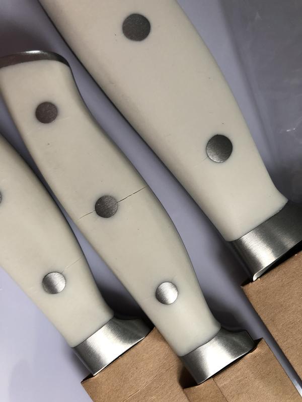 Customer carousel item 7.