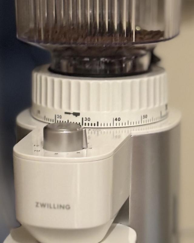 Close-up of the ground-size setting.