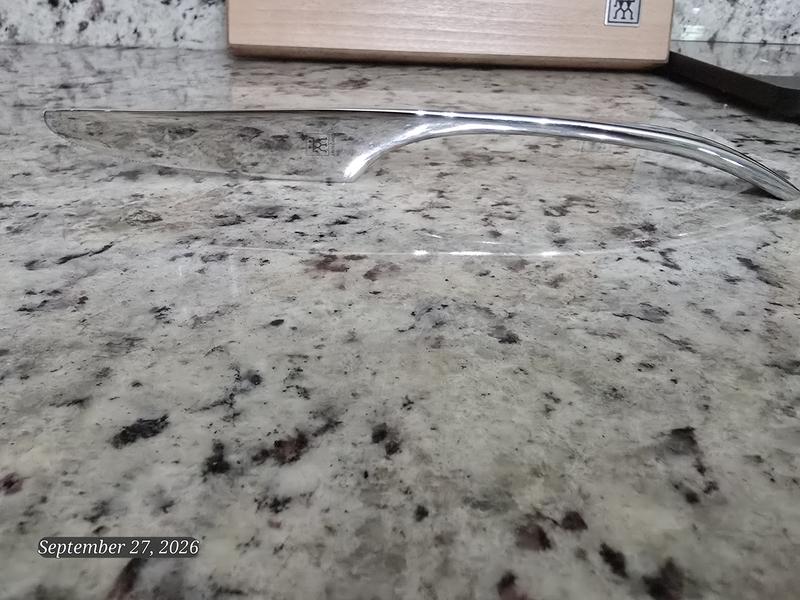 Customer photo for "Beautiful stainless silverware set"