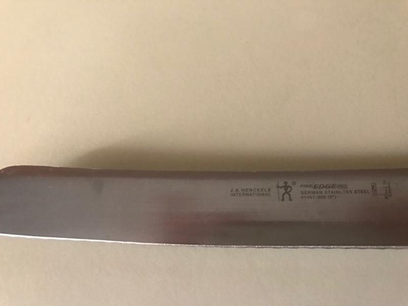 My 40 yr. old knife # 31467-200 - Bread Knife