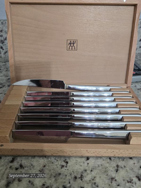 Steak knife set