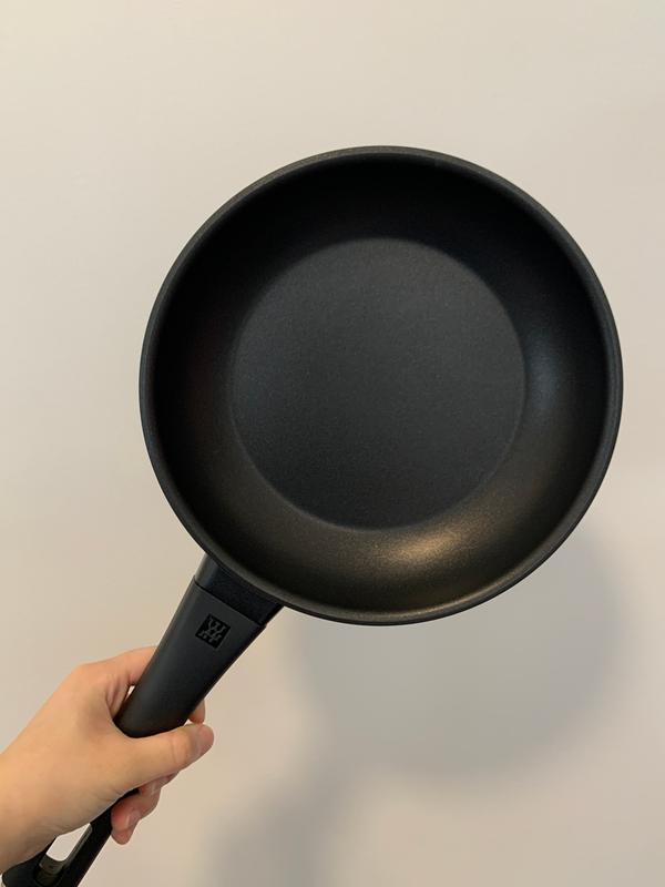 Review: Zwilling Madura Nonstick Pan