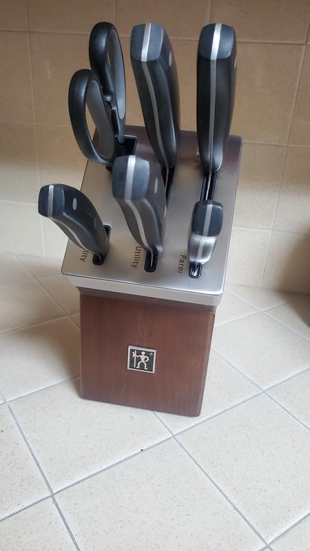 7 piece self-sharpening block