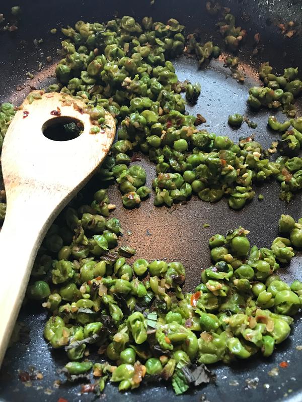 Chili minted mushy peas.
