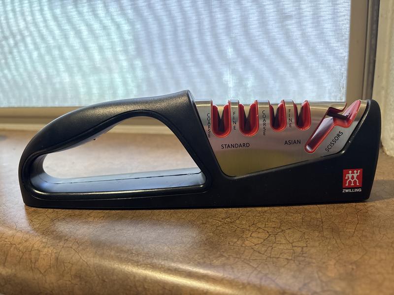My new Zwilling 5-in-1 knife and scissors sharpener.
