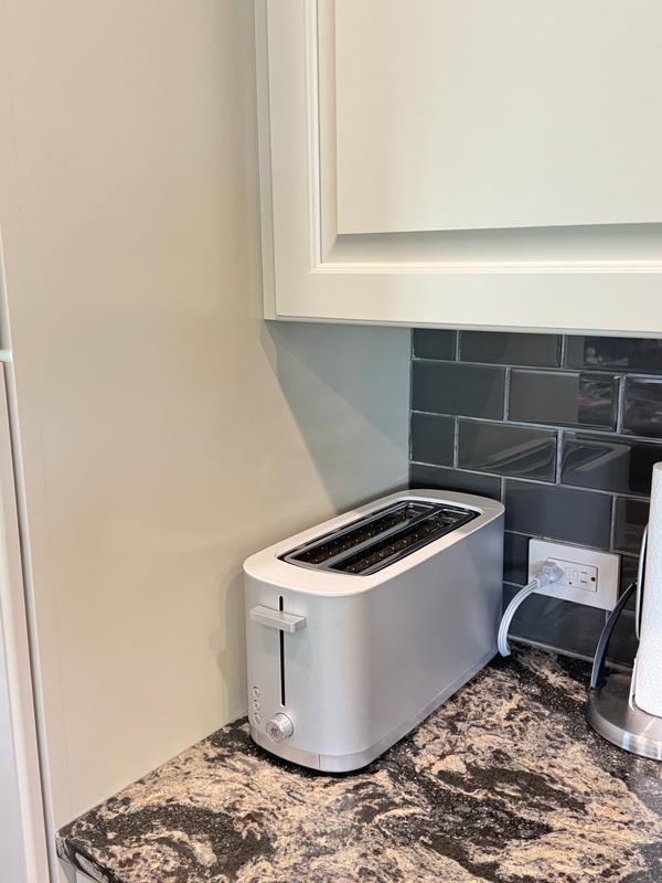 Review Thumbnail Image 0 384870035