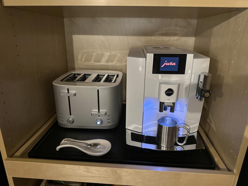 Review Thumbnail Image 0 383338845