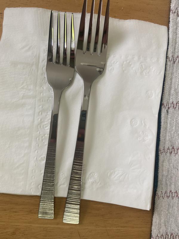 J.A. Henckels Zwilling Kingwood 42-Pc. 18/10 Stainless Steel J.A. Henckels Zwilling Kingwood 42-Pc. 18/10 Stainless Steel