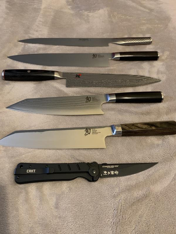 What’s in your knife bag??