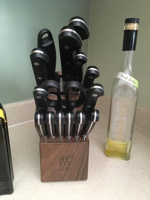 Pro 16-Piece Knife Block Set, Walnut