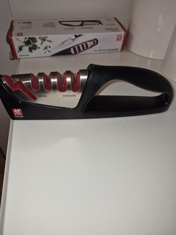 Review Thumbnail Image 0 387614922