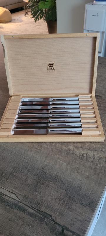 Adult steak knives