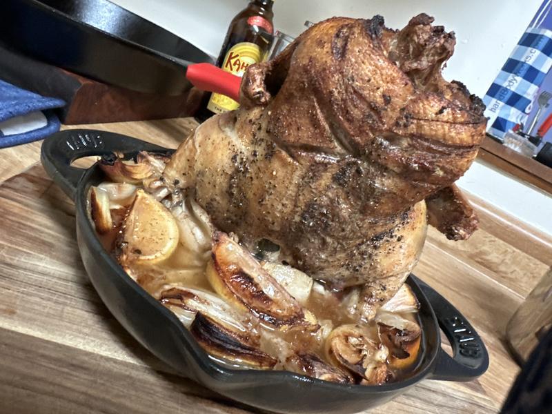 Staub - Cast-Iron Vertical Chicken Roaster